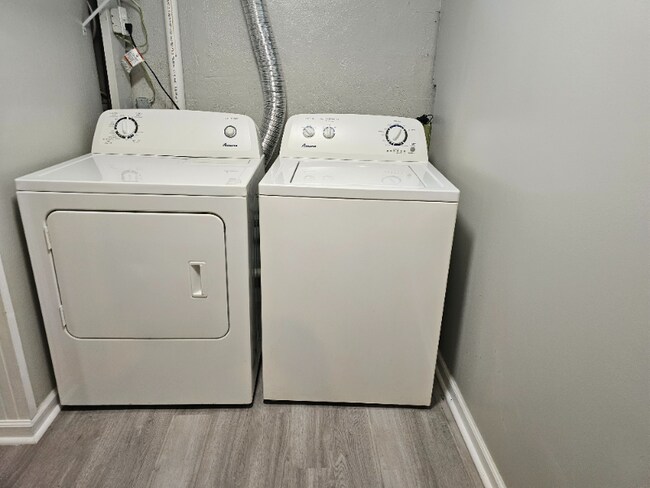 Building Photo - 5309 Lost Trail