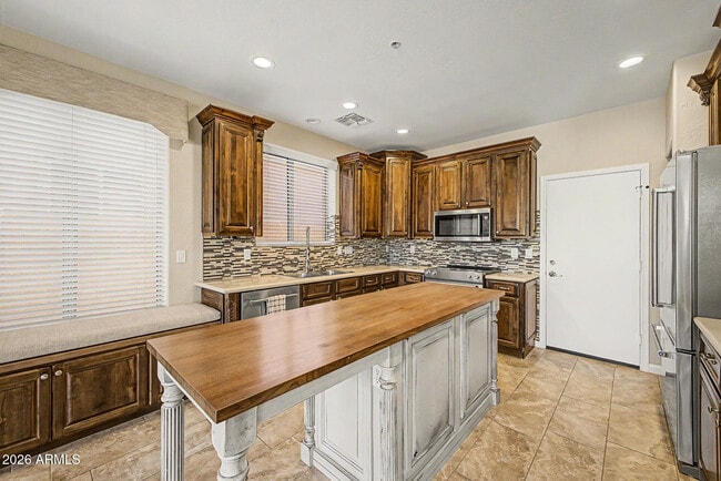 Building Photo - 10588 E Autumn Sage Dr