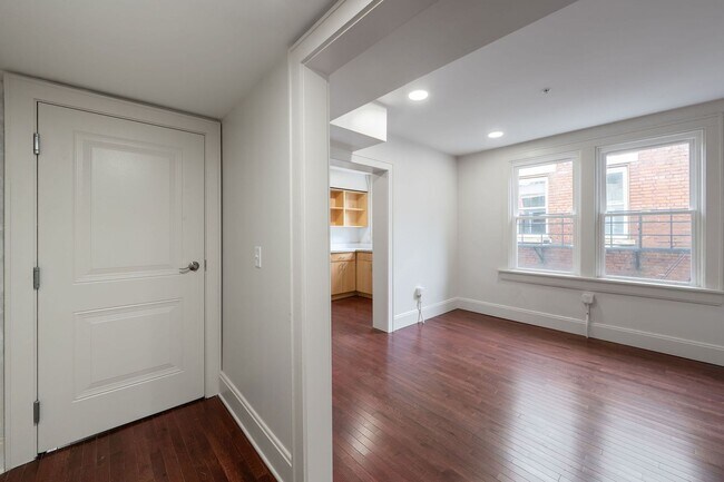 Building Photo - Coming Soon: 2BR Apartment – ETA 10/1/25