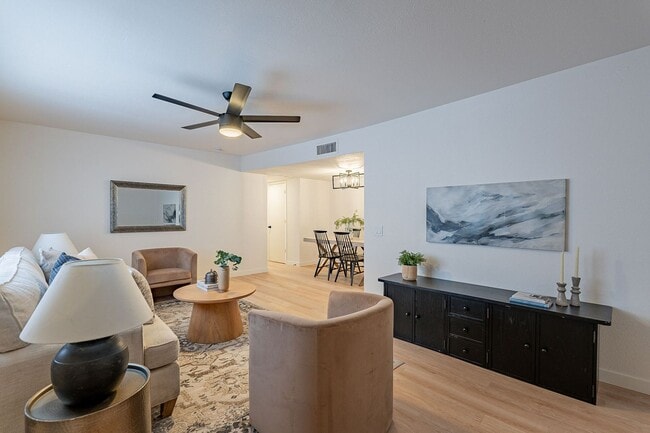 Building Photo - 2nd floor unit with all the upgrades!
