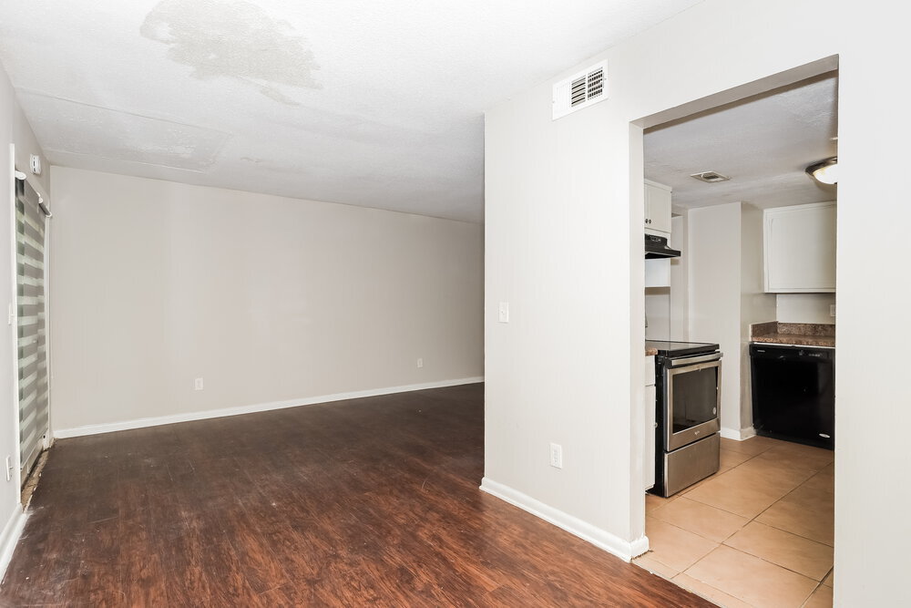 Building Photo - 3419 Cobbs Ferry Dr
