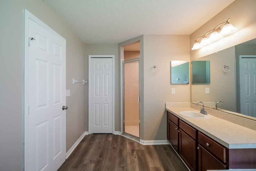 Building Photo - 3108 Linton Rd