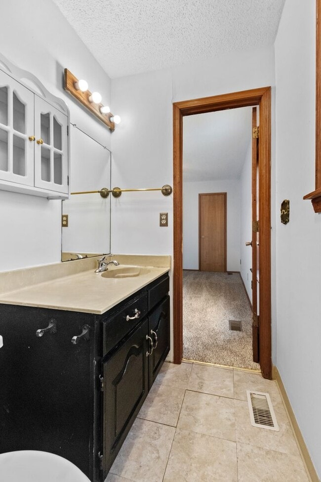 Building Photo - 12405 Bethel Blacktop Rd