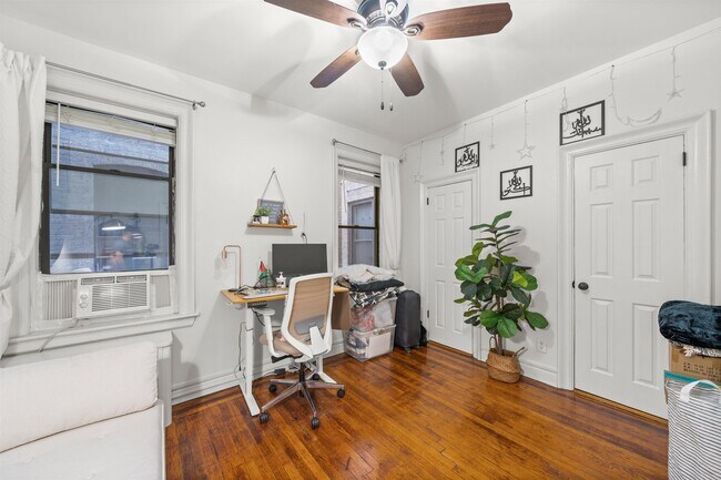 Building Photo - 429 Fairmount Ave