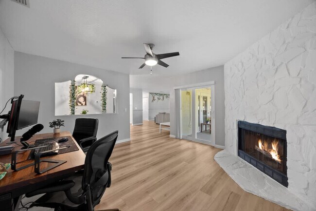 Building Photo - 12009 Florida Woods Ln