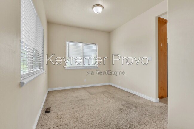 Building Photo - 4098 Hayes Cir