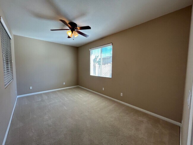 Building Photo - 15005 Via Messina Dr