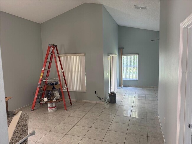 Building Photo - 2409 Hybrid Dr