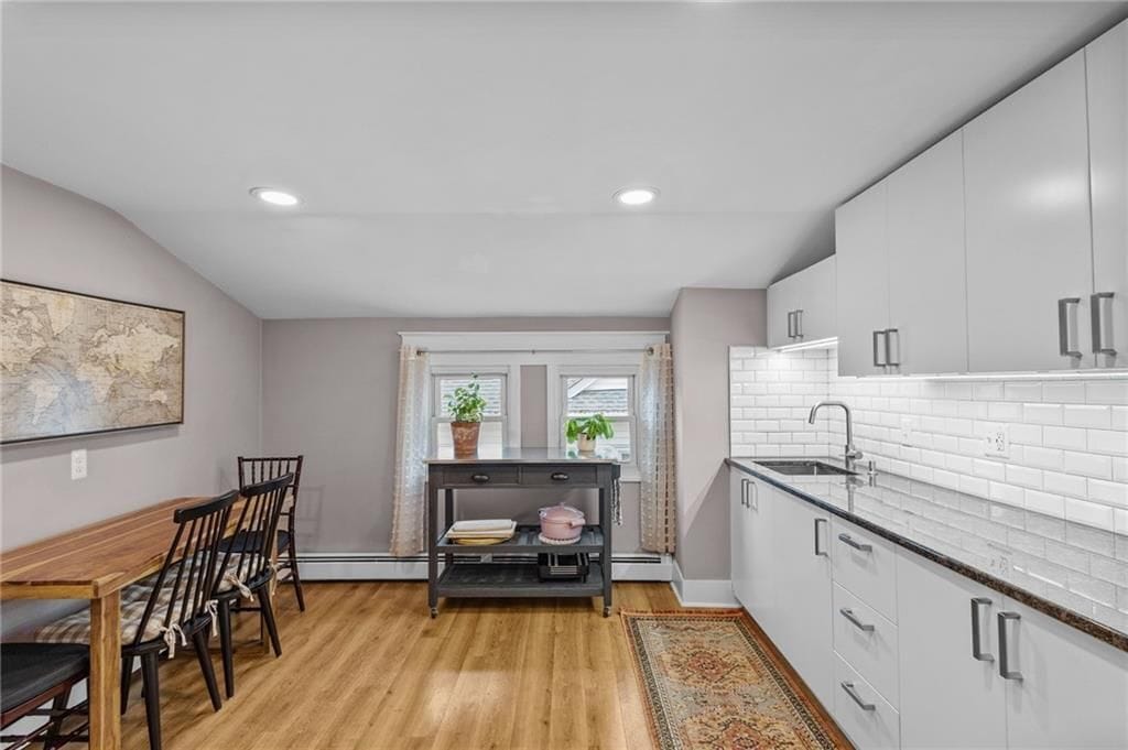 Building Photo - 86 Rochambeau Ave