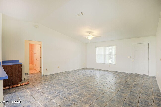 Building Photo - 1934 Evergreen Dr