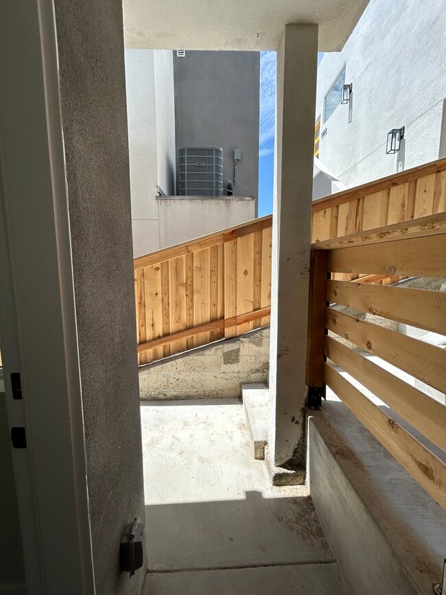 Building Photo - 3328 B St