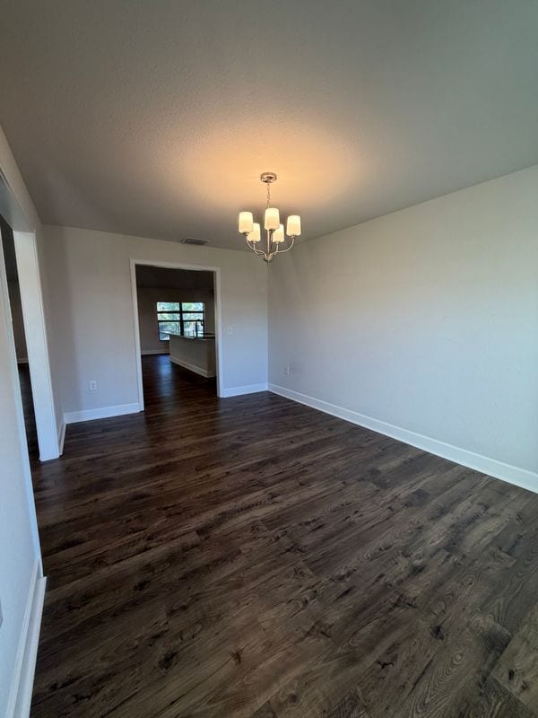 Building Photo - 4602 Karen Ave N