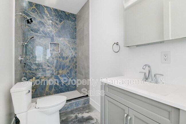 Building Photo - 2150 Bulrush Ln