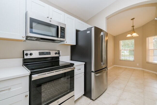 Building Photo - 1843 Horsechestnut Ct