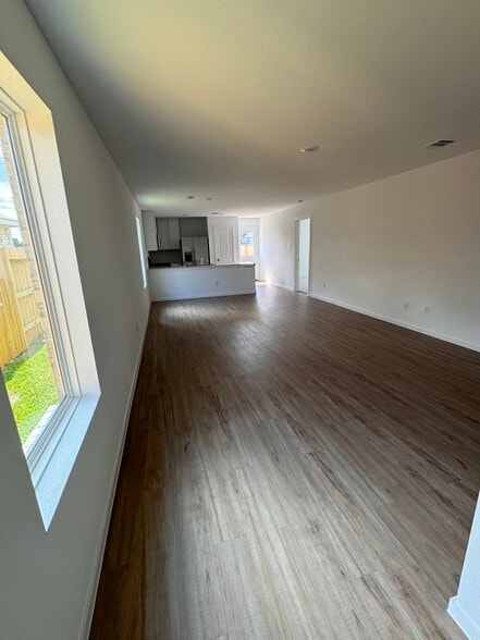Building Photo - 1634 Windrose Bnd