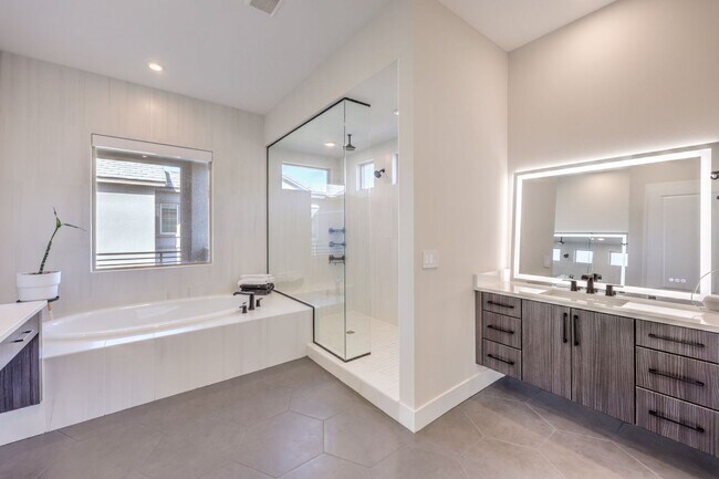 Building Photo - Exquisite 6-bed/ 6-bath residence nestled within the prestigious, guard-gated community of Revere...