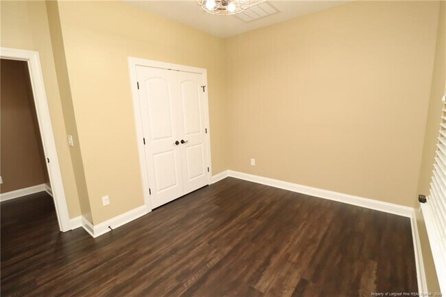 Building Photo - 1585 Tice Hurst Ln