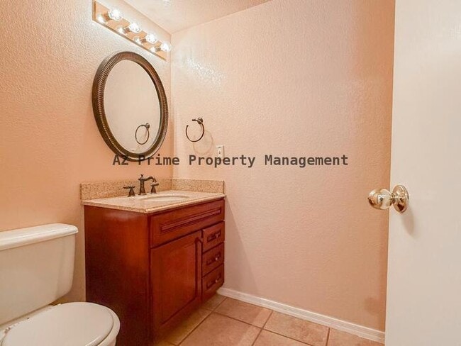 Building Photo - 2534 W Orchid Ln