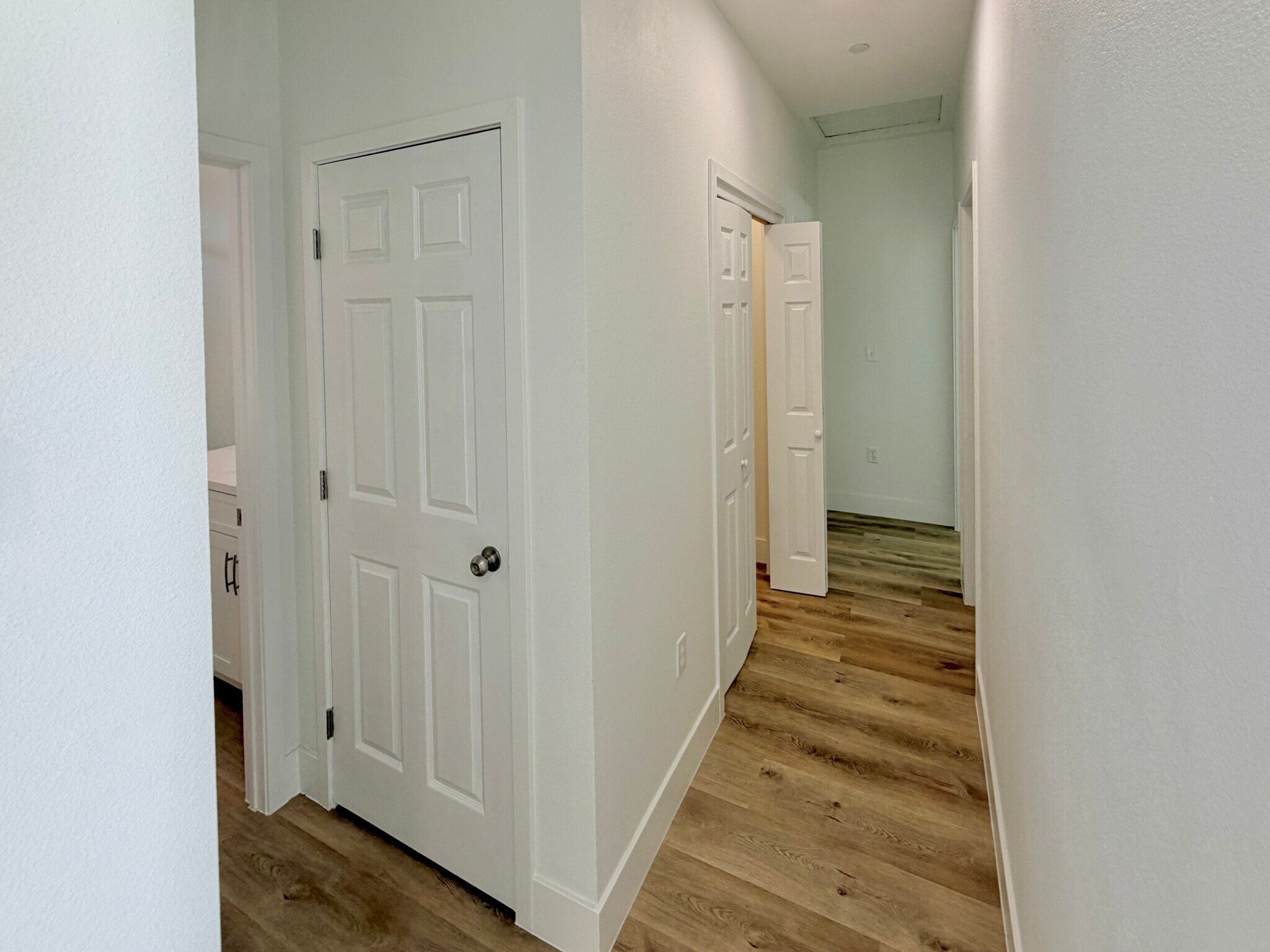 Building Photo - 6989 Del Rosa Ave