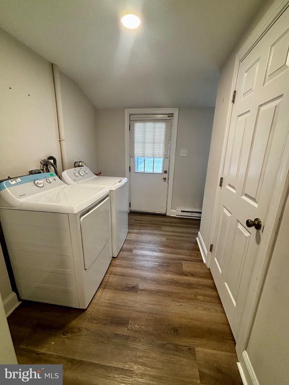 Building Photo - 4 3rd St