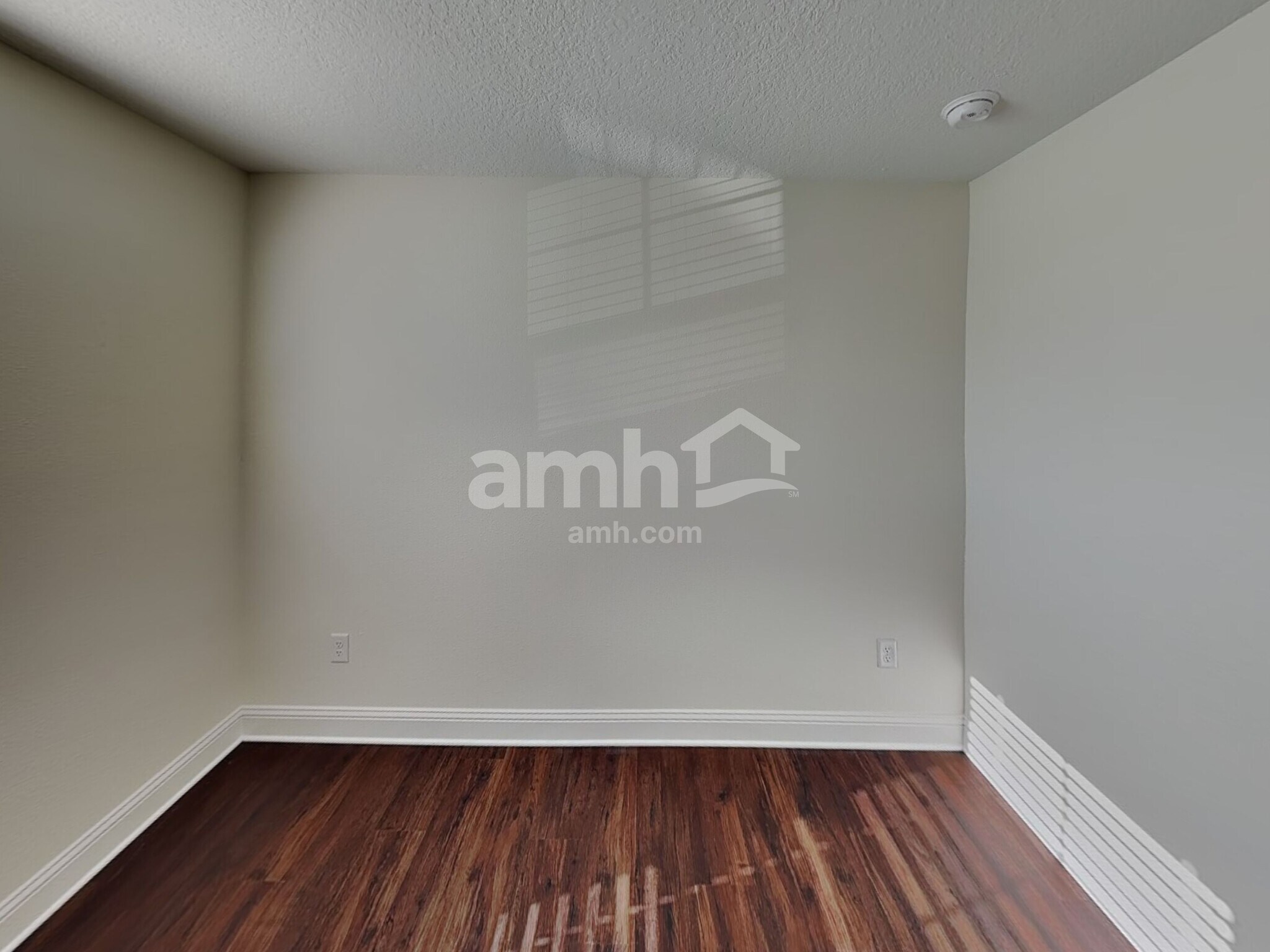 Building Photo - 983 Grafton Ridge Dr