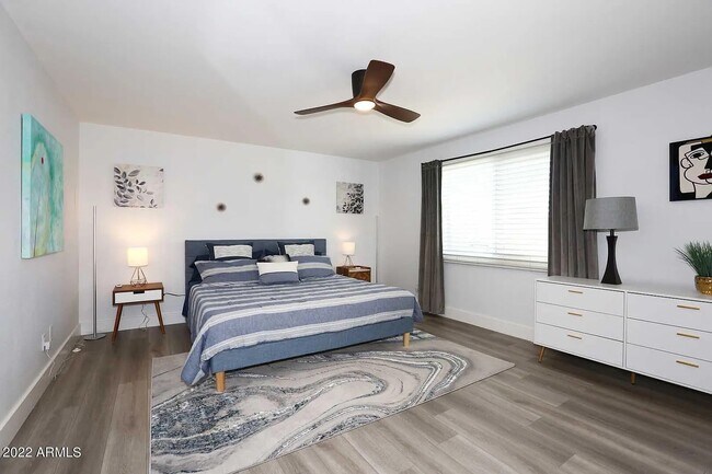 Building Photo - 8237 E Orange Blossom Ln