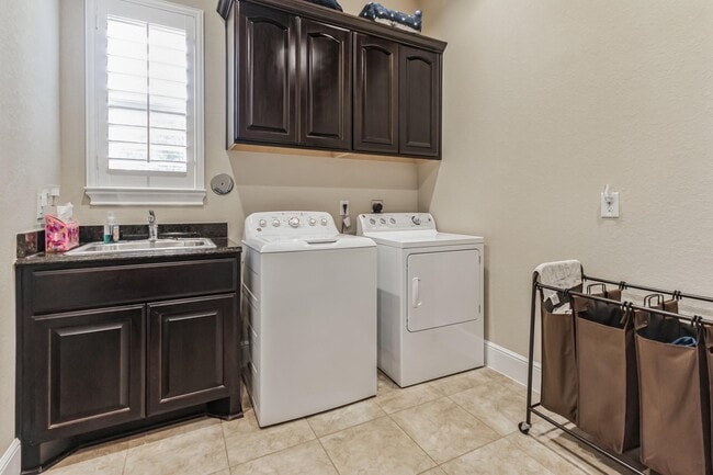 Building Photo - 26310 Katy Springs Ln