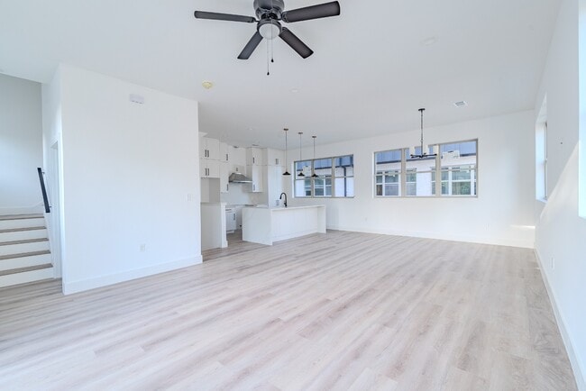 Building Photo - Rooftop Living Steps from Greenville Ave | 3BR/3.5BA Townhome