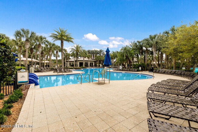 Building Photo - 311 Bay Lk Dr