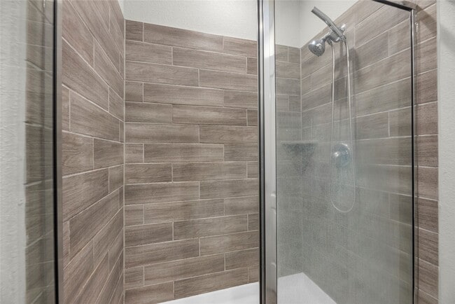 Building Photo - 24750 Russet Bluff Trl