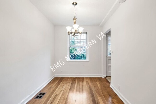 Building Photo - 3612 S Taylor St