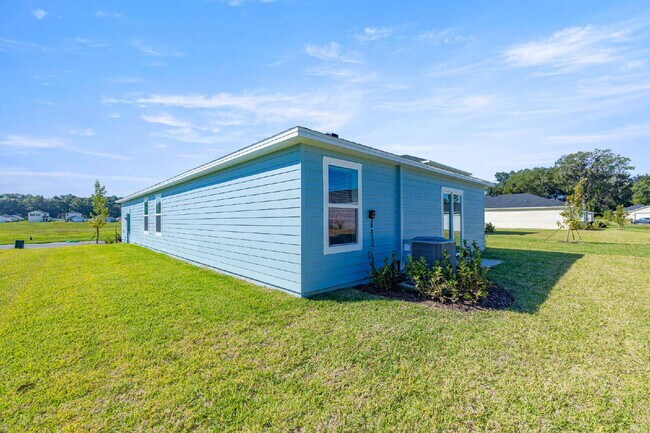 Building Photo - 3 Bedroom Home in NE Ocala – Available Early September!