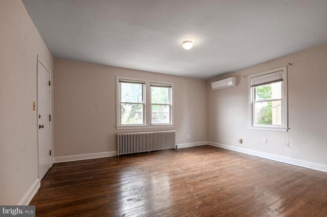 Building Photo - 4515 Avondale St