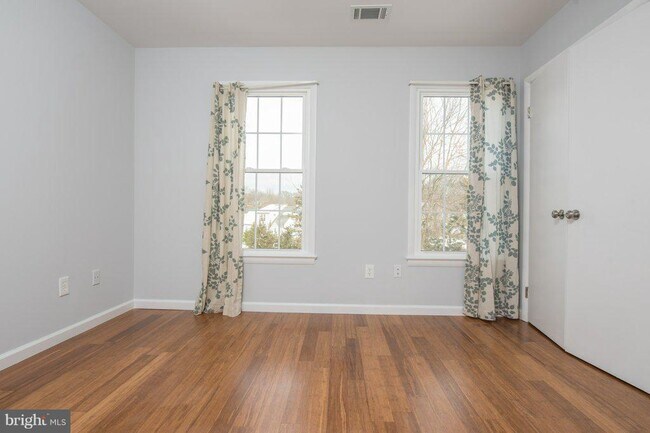 Building Photo - 7840 Liberty Springs Cir