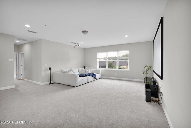 Building Photo - 247 Huguenot Ln