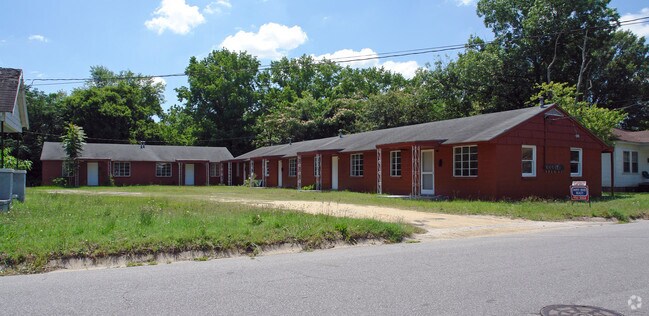 Primary Photo - 406 Gulley St