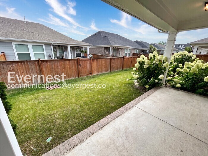Building Photo - 252 Tanglewood Ln