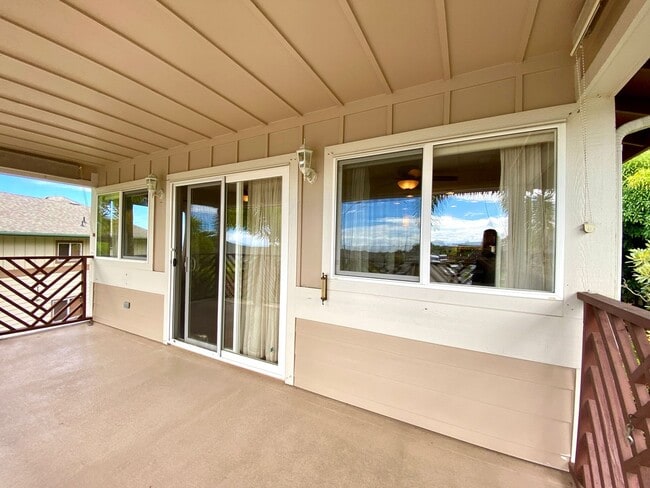 Building Photo - 75-654-654 Lalii Pl