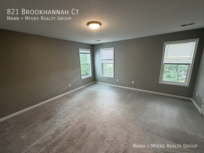 Building Photo - 821 Brookhannah Ct