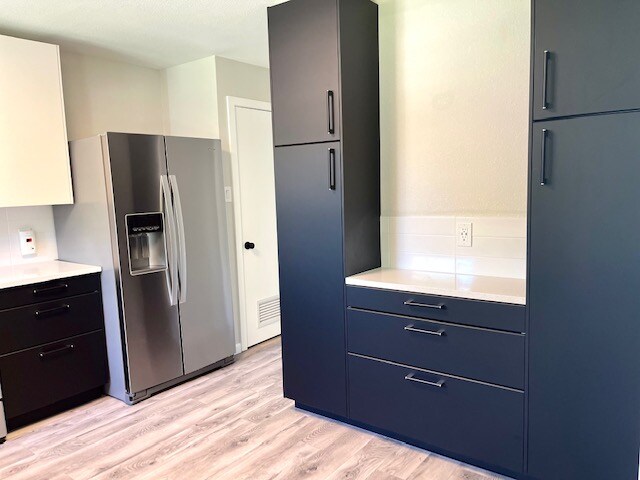 Building Photo - 2321 Glendale Dr