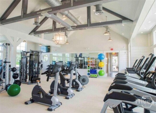 Building Photo - 139 Danbury Ct