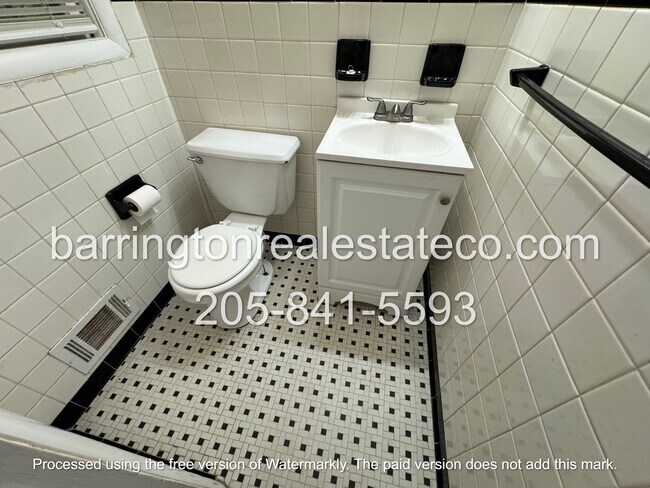 Building Photo - 393 Sunbrook Ave