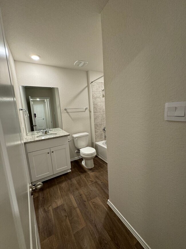 Building Photo - ONE STORY | 3 BEDROOM | 2 BATH | BUILT 2024 | RIVERSTONE AT WESTPOINT
