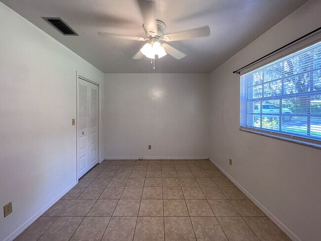 Building Photo - 3BR/2BA Pet Friendly Pool Home in McIntosh...