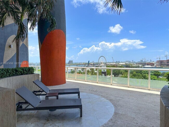 Building Photo - 50 Biscayne Blvd