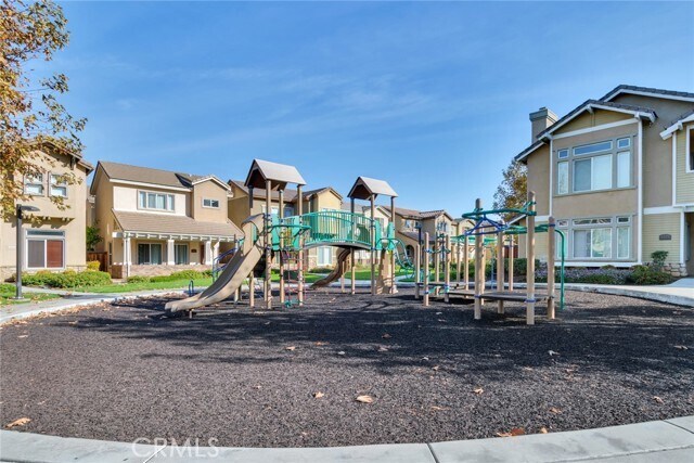 Building Photo - 4959 Camarillo Ln