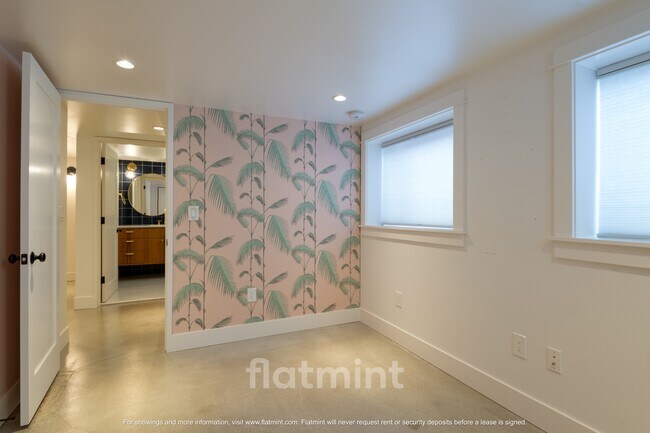 Building Photo - 2315 N 56th St