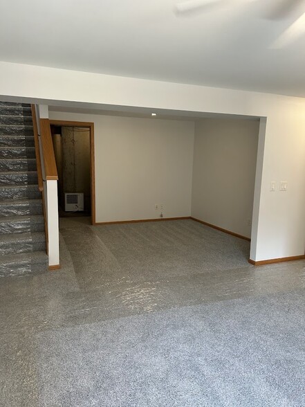 LL Office or Play Area - 1051 Tamarack Way