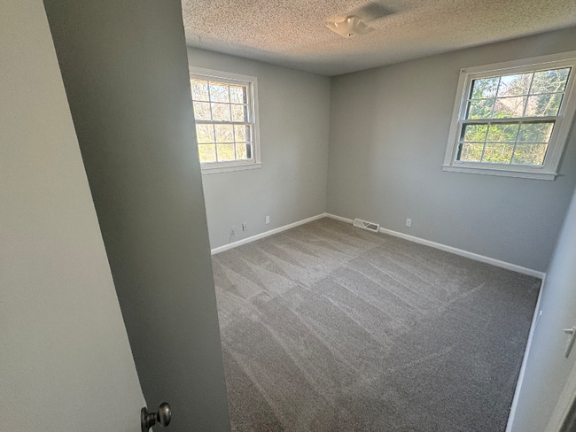 Building Photo - 3337 Percy Priest Dr