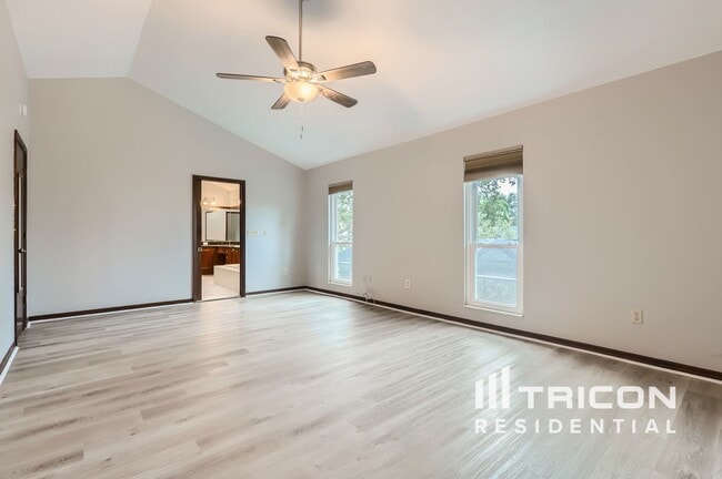 Building Photo - 10288 60th Cir N